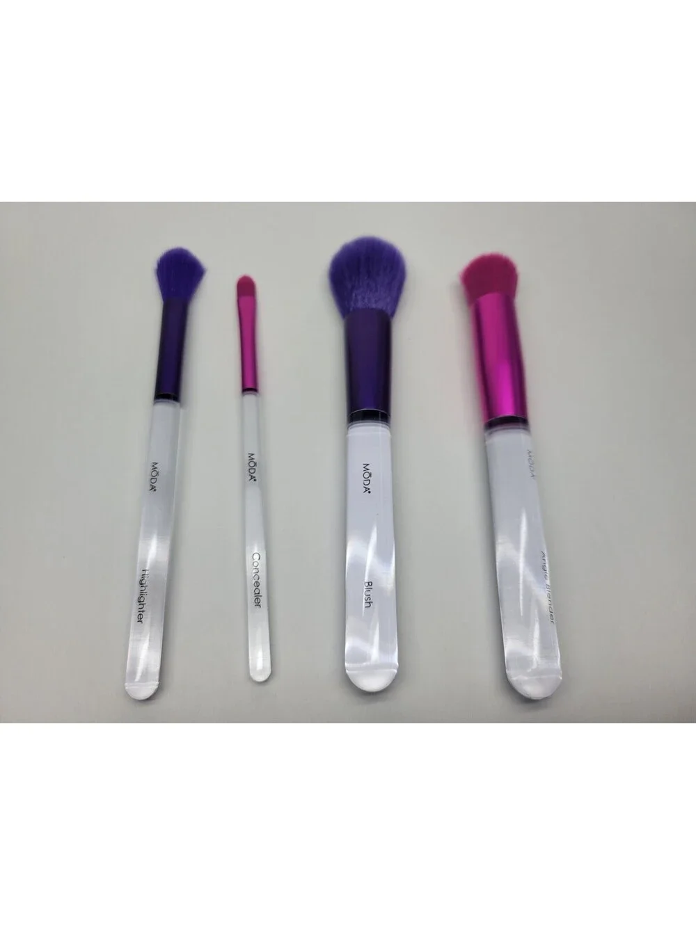4 Pc Makeup Brush Set by Moda + Macys 3pc Brush Cleaning mat & Holder set